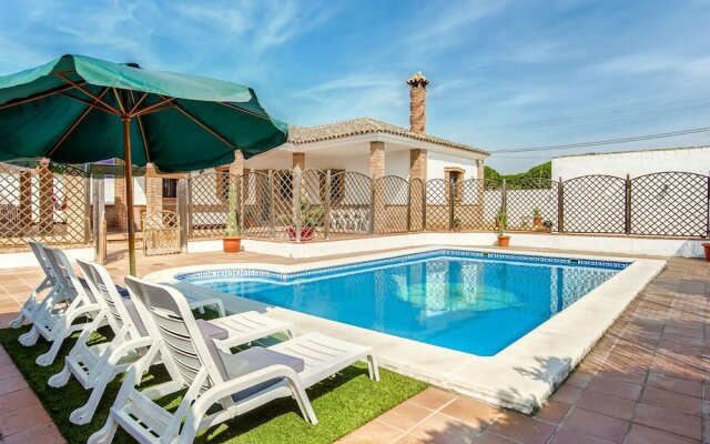 Luxurious Villa in Vejer de la Frontera With Swimming Pool