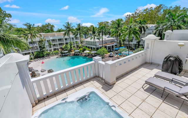 Elysium Private Apartments at The Beach Club