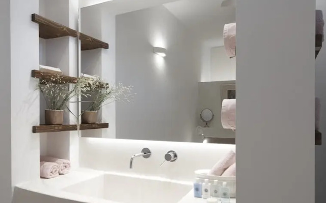 Alchemy Luxury Villa