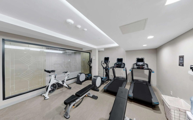 Tulsa Club Hotel, Curio Collection by Hilton