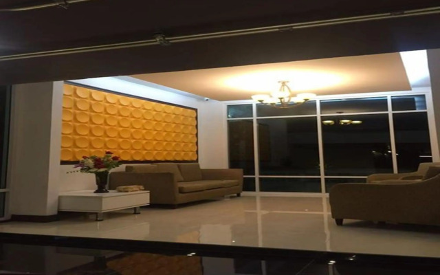 Leelawadee Resotel Raminthra 23