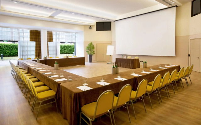Starhotels Grand Milan