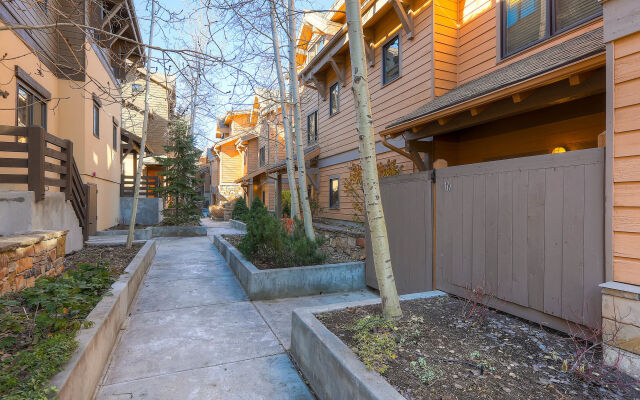 Portico by Alpine Ski Properties