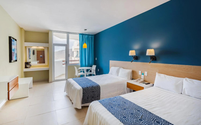 Oceano Palace Beach Resort