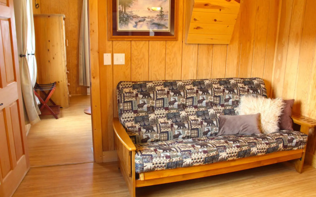 Yellowstone's Treasure Cabins