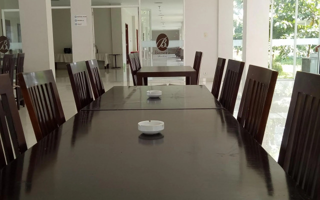 Hotel Bonero Residence