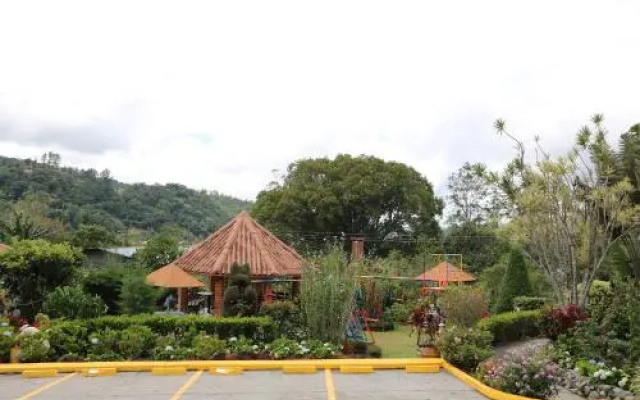 Aparthotel Los Pinos