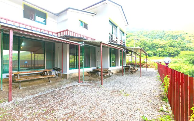 Gapyeong Yongchu Pension