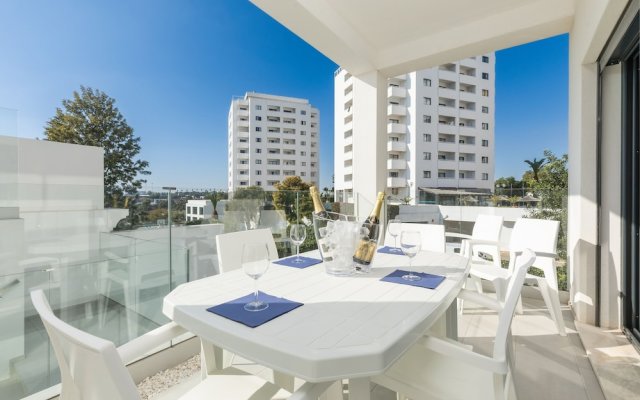 Correeira Luxury Residence T2 C- Albufeira, Pools, Wifi, Bbq, Beach
