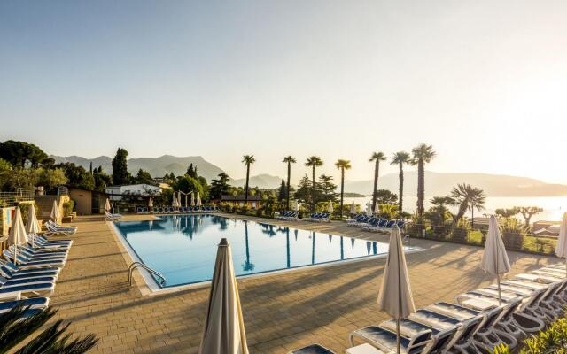 Apartment in Manerba with barbecue