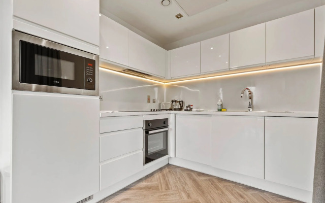 Roomzzz London Stratford