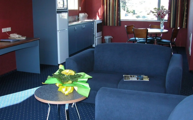 Bay City Motor Lodge