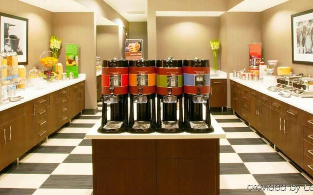 Hampton Inn & Suites Denver Downtown-Convention Center