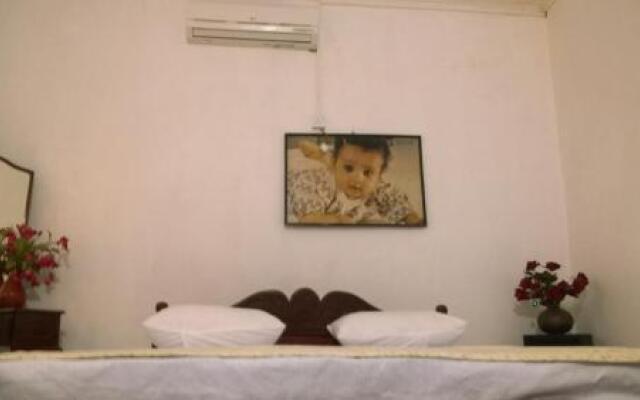 B & B Home Stay