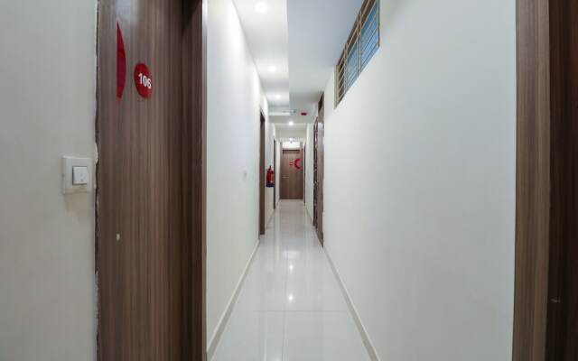 Capital O 67657 Schmear Suites