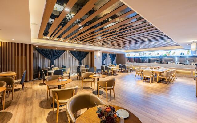 Shining Star Health Apartment Hotel