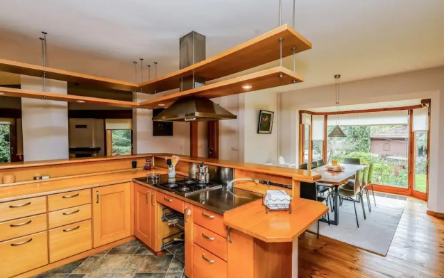 Spacious Private Villa With Pool in Sile