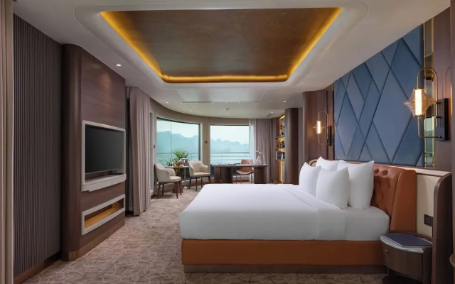 Calista Halong Bay Cruise – Guest Rooms – Ha Long