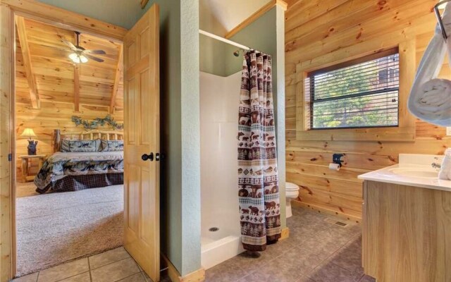 Destinys Heavenly View - Five Bedroom Cabin