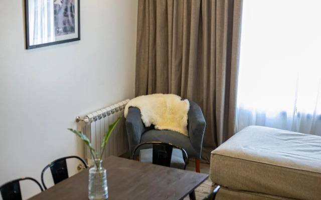 Senderos Aparts & Suites