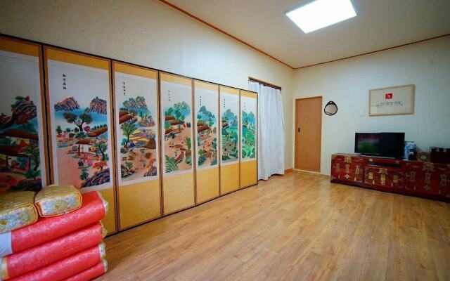 Hanok Hotel Dong Nak Won