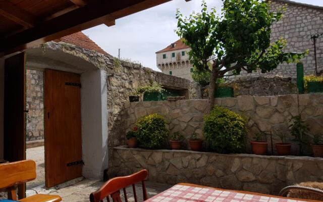 Apartment Mirjana