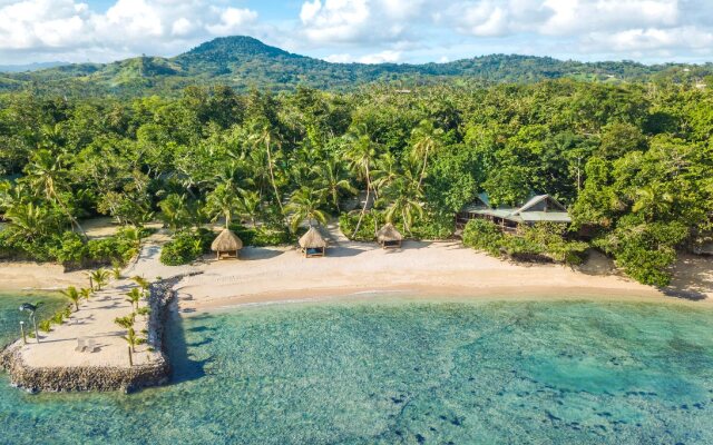 Savasi Island Resort