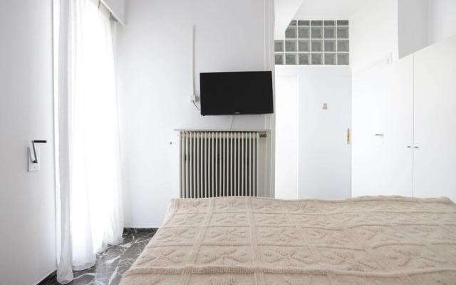 Eva's Urban Apt In Athens