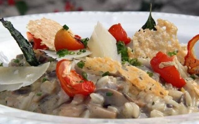 Home Farm Hotel and Restaurant