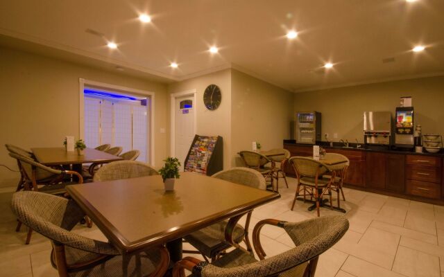 Best Western The Inn & Suites Pacific Grove