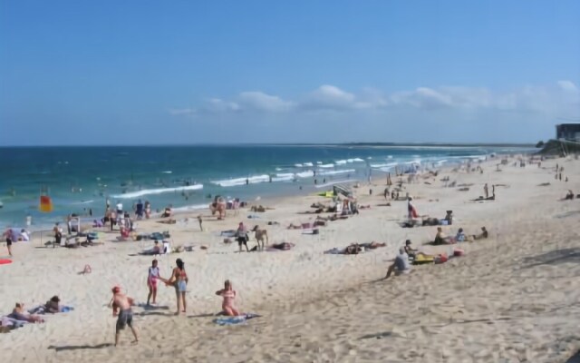 Beachside Court Holiday Apartments