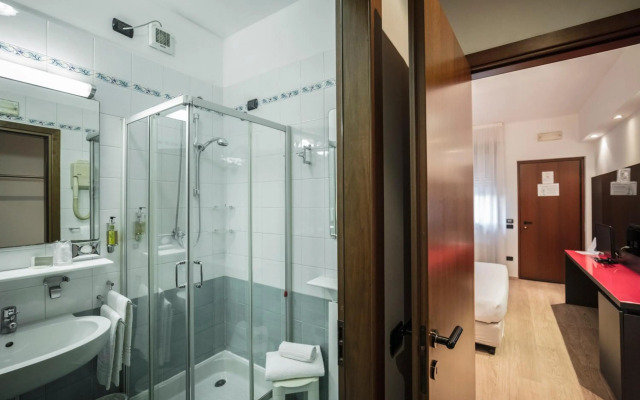 Blue Relais Maggiore