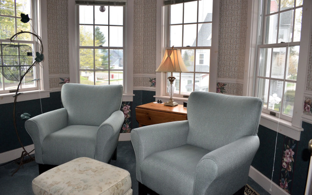 Yelton Manor Bed & Breakfast