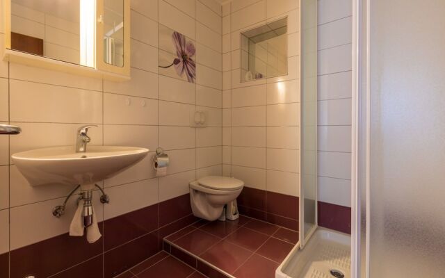 Apartment Elena