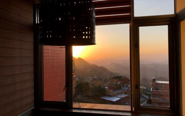 Jiufen HappyLand B&B