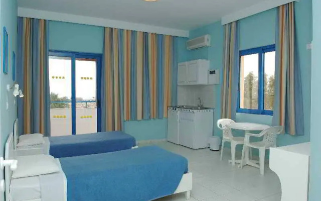 Romanza Studios
