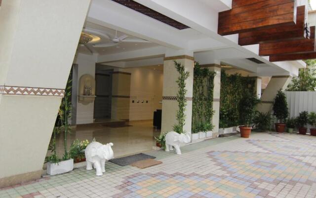OYO 659 Hotel Grand Tulip