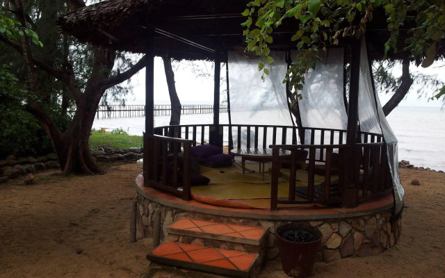 Nataya Roundhouse Coral Bay Resort and Spa