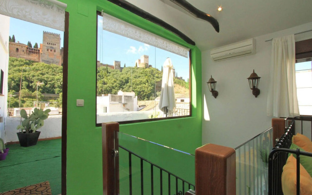 Paseo de los Tristes