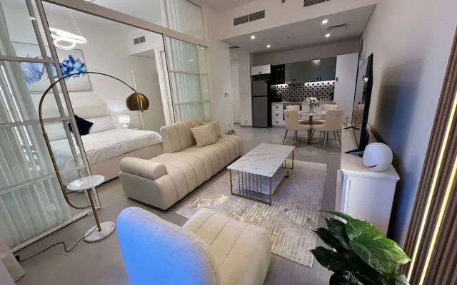 Magnificent GolfVille PoolView 2bedroom