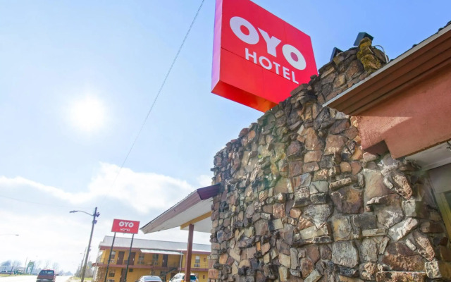 OYO Hotel Blytheville AR I-55
