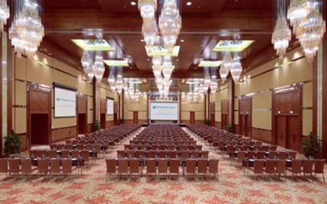 Wyndham Grand Plaza Royale Hainan Longmu