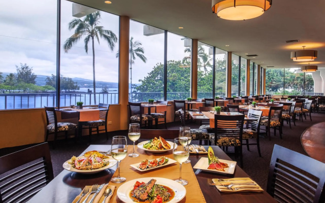 Hilo Hawaiian Hotel, Trademark Collection by Wyndham