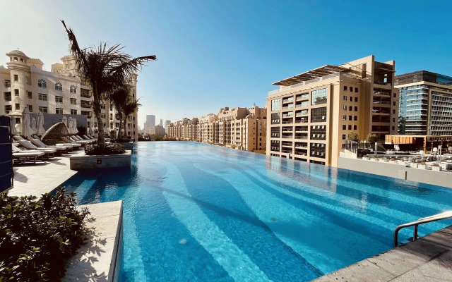 The Palm Tower - Platinium Dubai