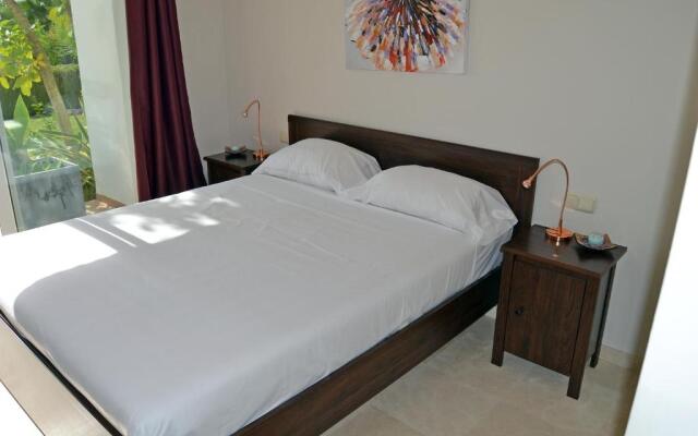 Al-402 Apartment in Alcazaba Lagoon