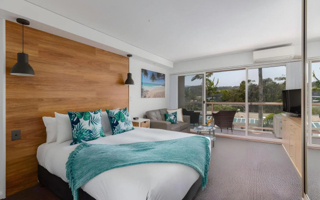 Pacific Bay Resort Suite