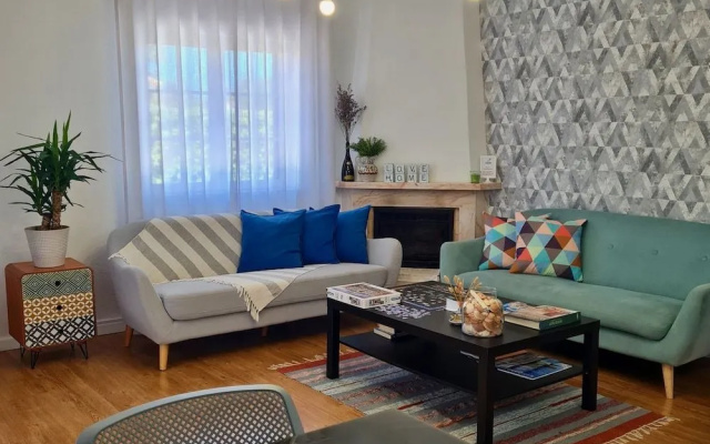 Moro's Friends House
