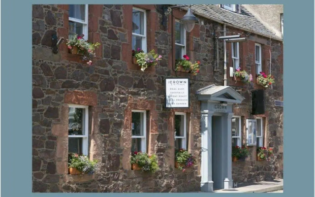 The Crown & Kitchen