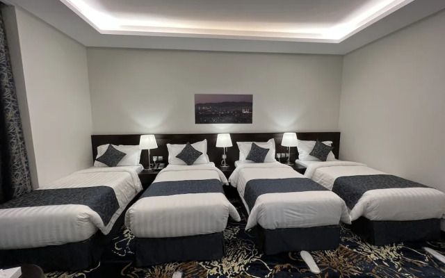 Zaha Taiba Hotel