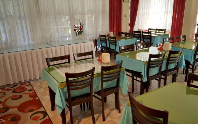 Kartal Hotel